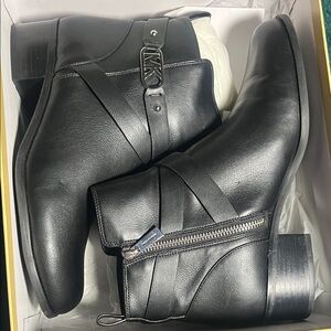 MICHAEL Michael Kors Black Ankle Booties